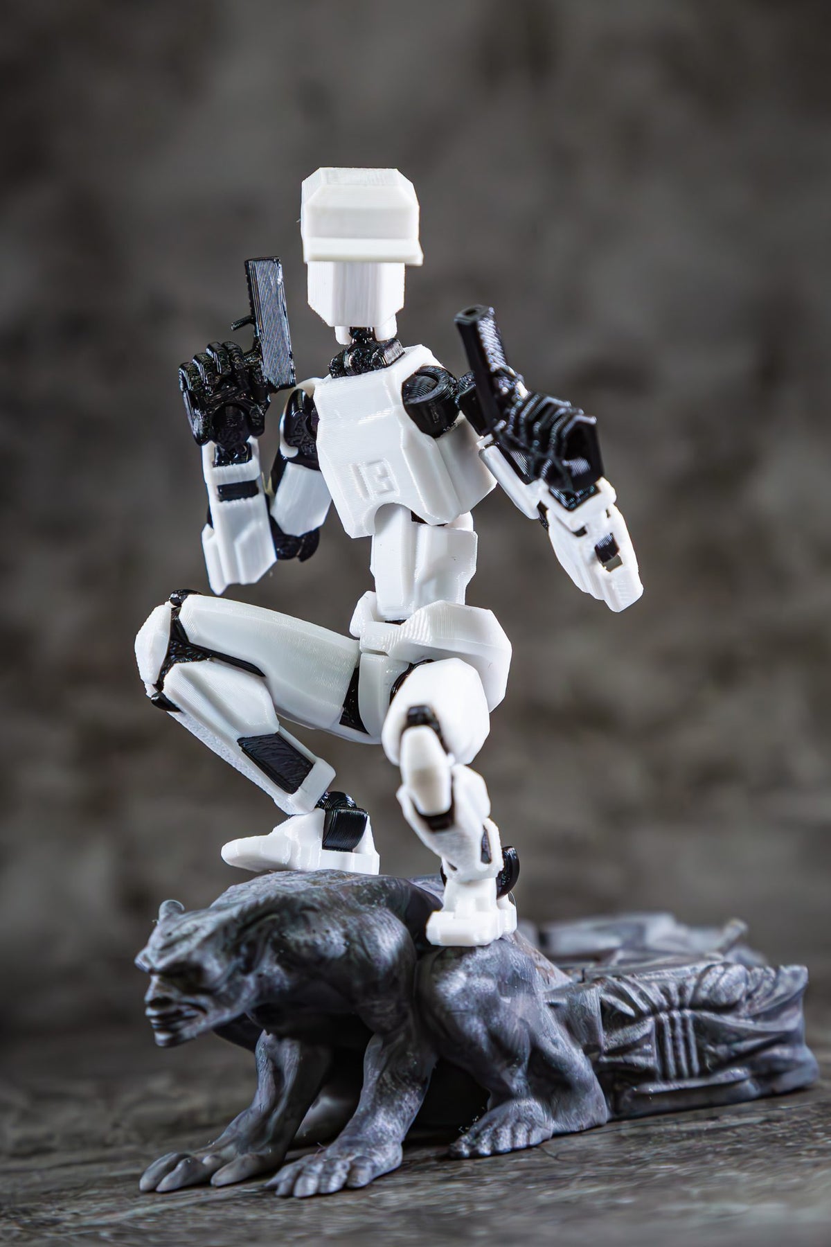 Dummy 13 White - Titan 13 Toys