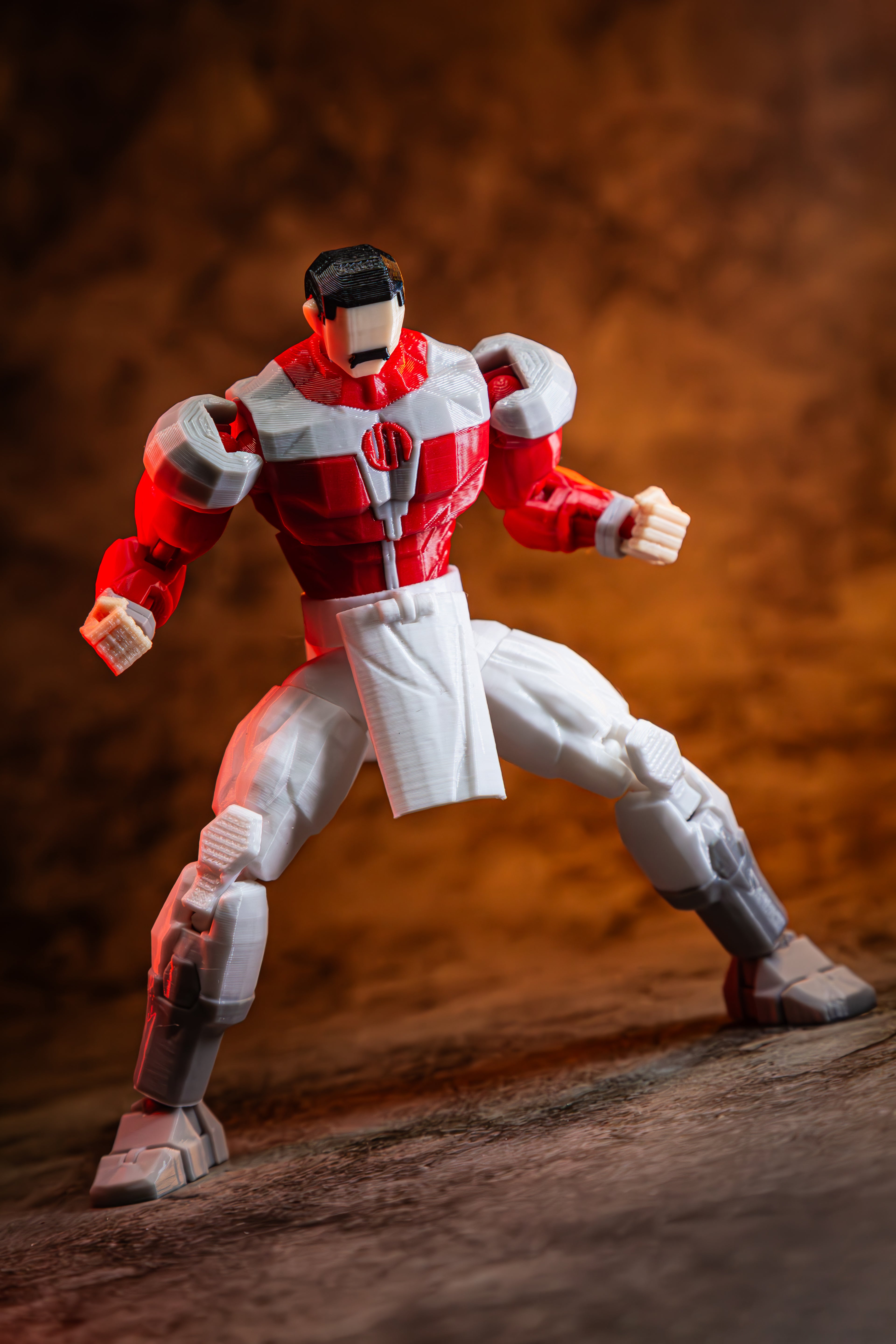 Emperor T13 – 19cm PETG Titan That Commands the Shelf – Titan13Toy